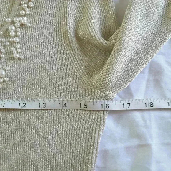 August silk faux pearl design L - Picture 5 of 8